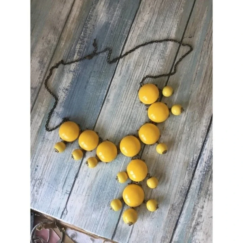 Vintage Yellow Necklace